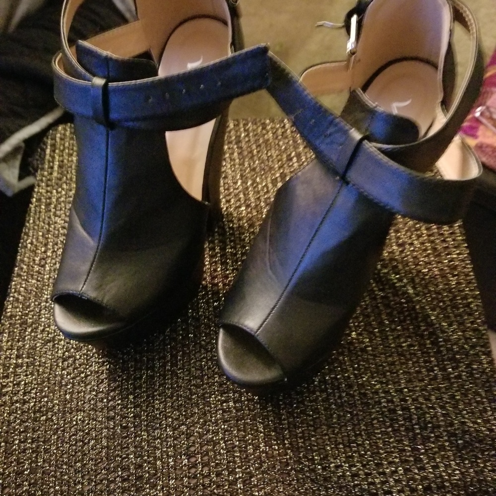 Black Viva Shoes